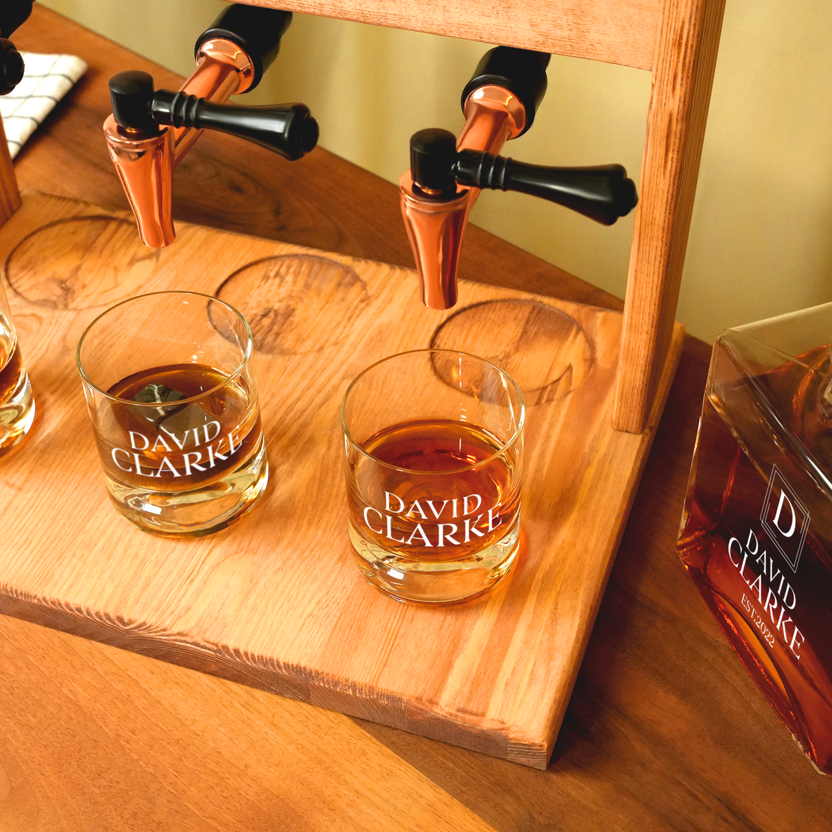 Custom Whiskey Dispenser, Wooden Liquor Dispenser, Birthday Gifts for Him, First Fathers Day, Groomsmen Gift, Custom Dad Whiskey Gift