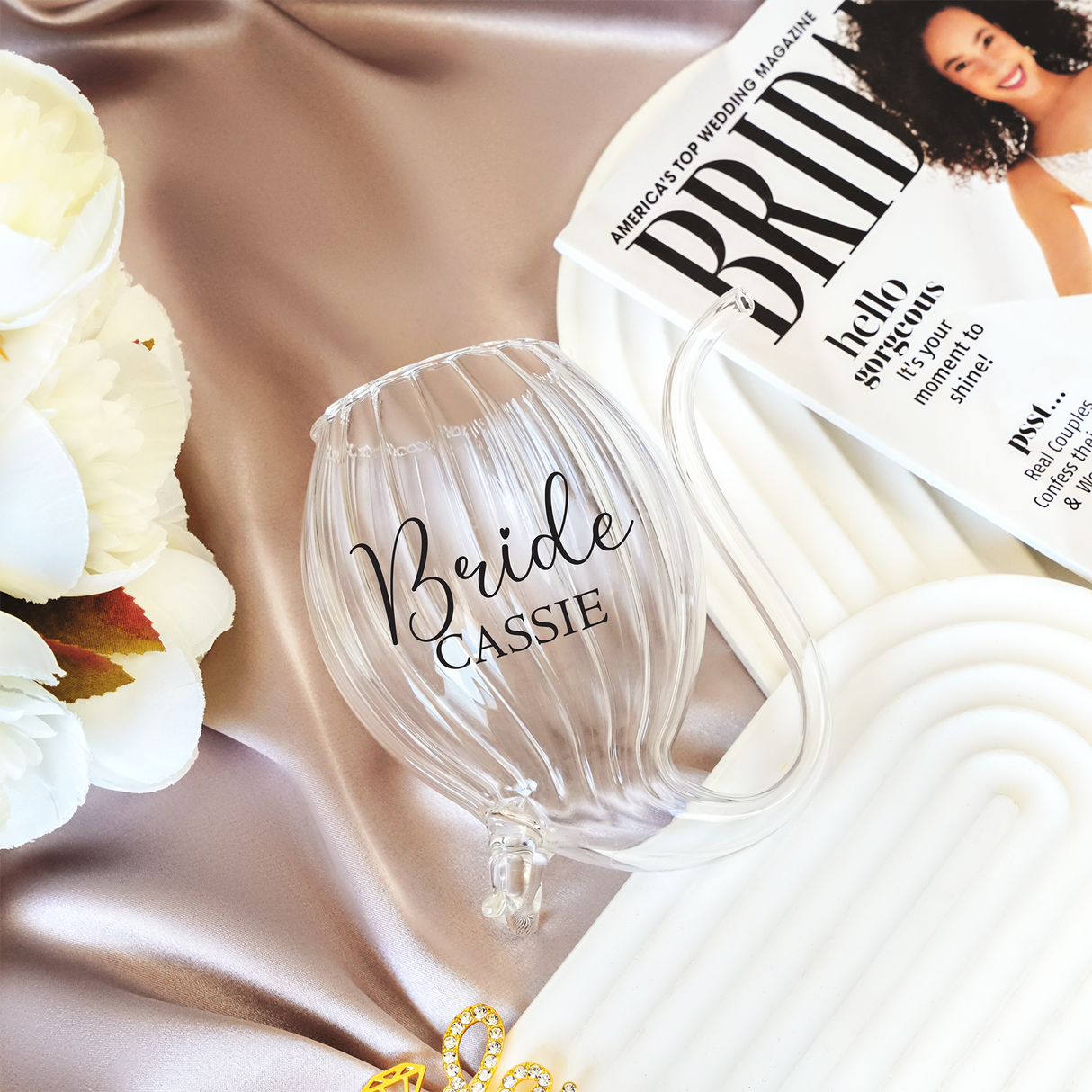 Personalized Bridesmaid Wedding Cocktail Glass, Bridal Shower Gift, Maid of Honor Gift, Custom Champagne Glasses with Straw, Future Mrs Gift