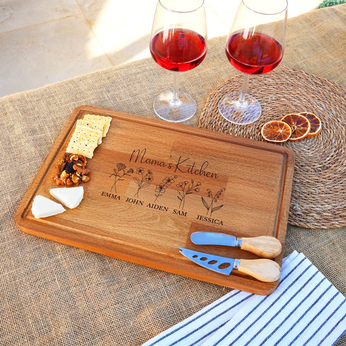 Custom Kids Name Personalized Cutting Board, Wood Engrave Board, Mother's Day Gift, Anniversary Gifts, Kitchen Decor, Kitchen Gifts for Her