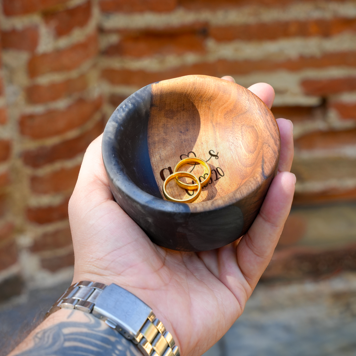 Personalized Resin Engagement Ring Dish: Custom Walnut Keepsake Bowl for Wedding Ceremony