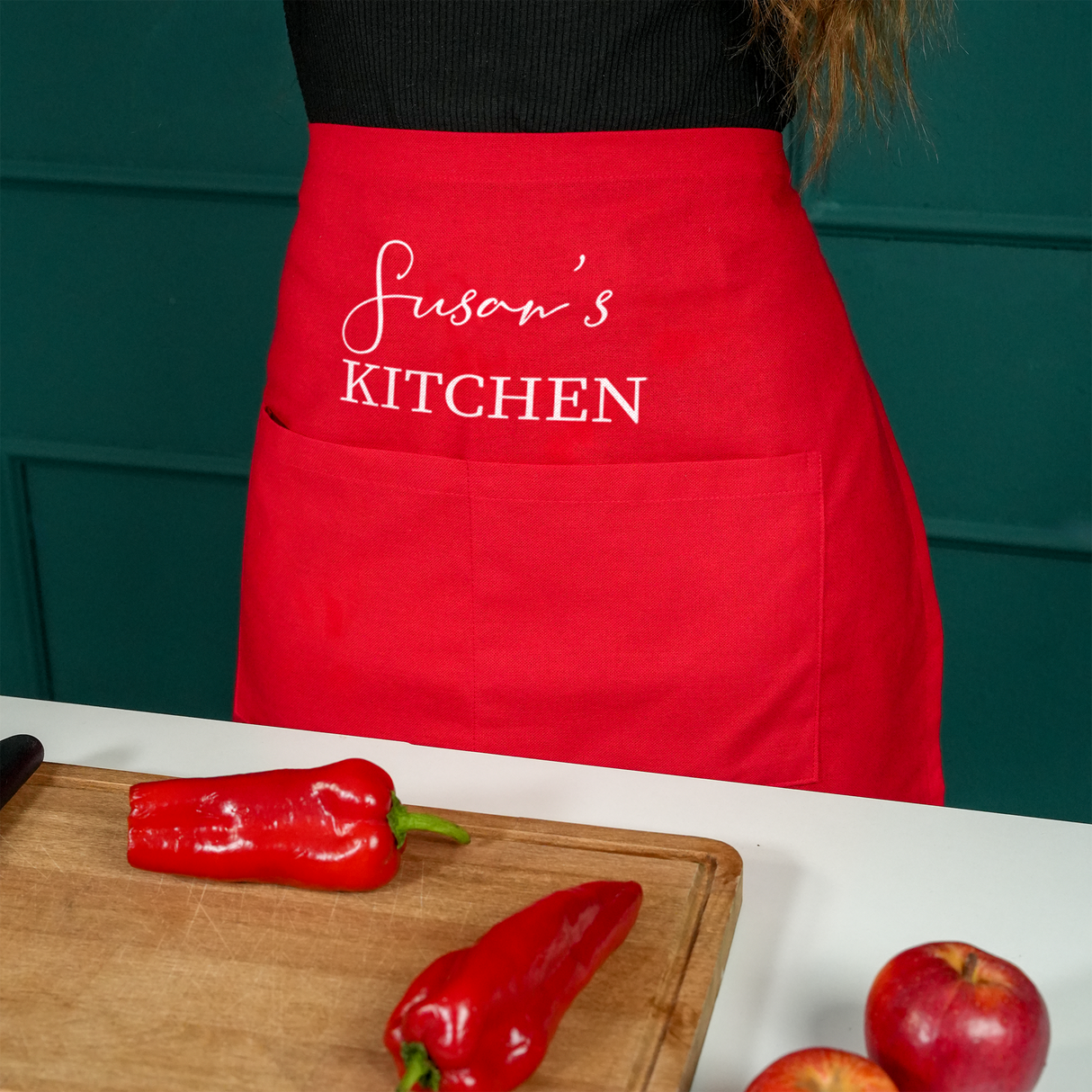 Cross Back Personalized Apron: Vintage Style Cotton Apron for Mom Christmas Gift