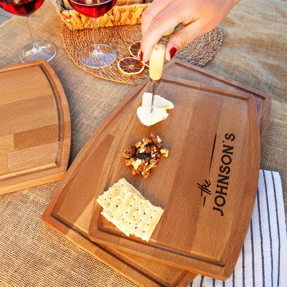 Personalized Cutting Board, Customized Wood Charcuterie Board, Engrave Wedding Gift, Bridal Shower Gift, Unique Christmas Gift, Serving Tray