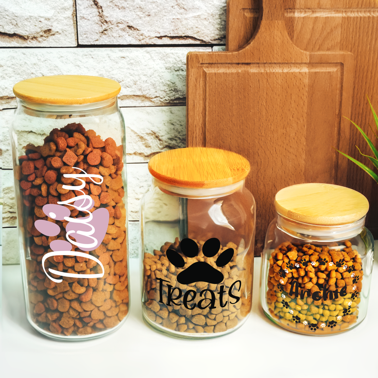 Personalized Glass Pet Food Container, Custom Cat Name Treat Storage Jar, Pet Owner Gift, Wooden Lid Glass Reward Jar, Pet Treat Canisters