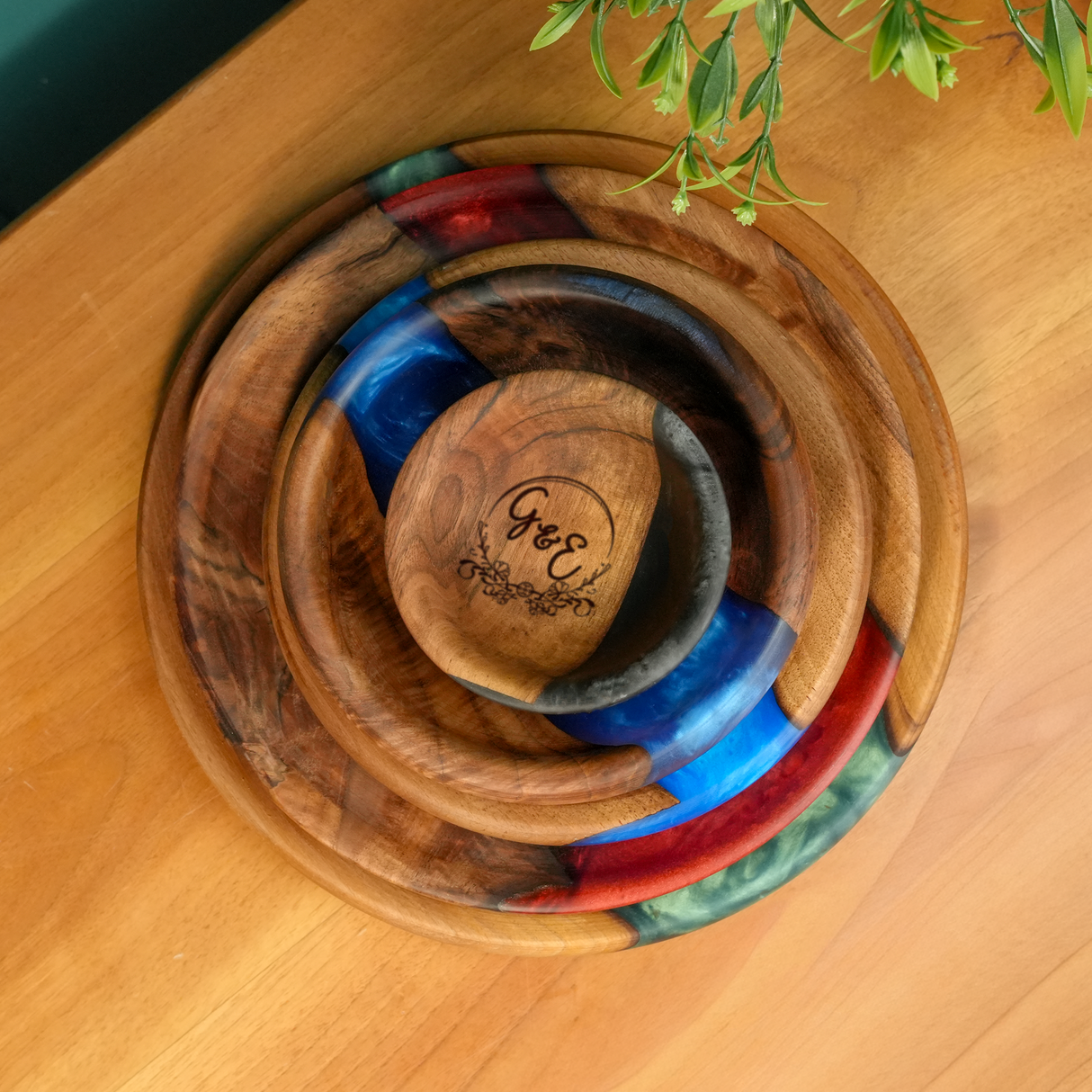 Wood and Epoxy Personalized Kitchen Platter: Custom Engraved Rustic Tray for Serving