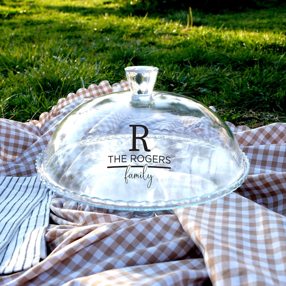 Personalized Team Bride Glass Cake Stand: Elegant Bridal Shower Dessert Plate with Dome Lid