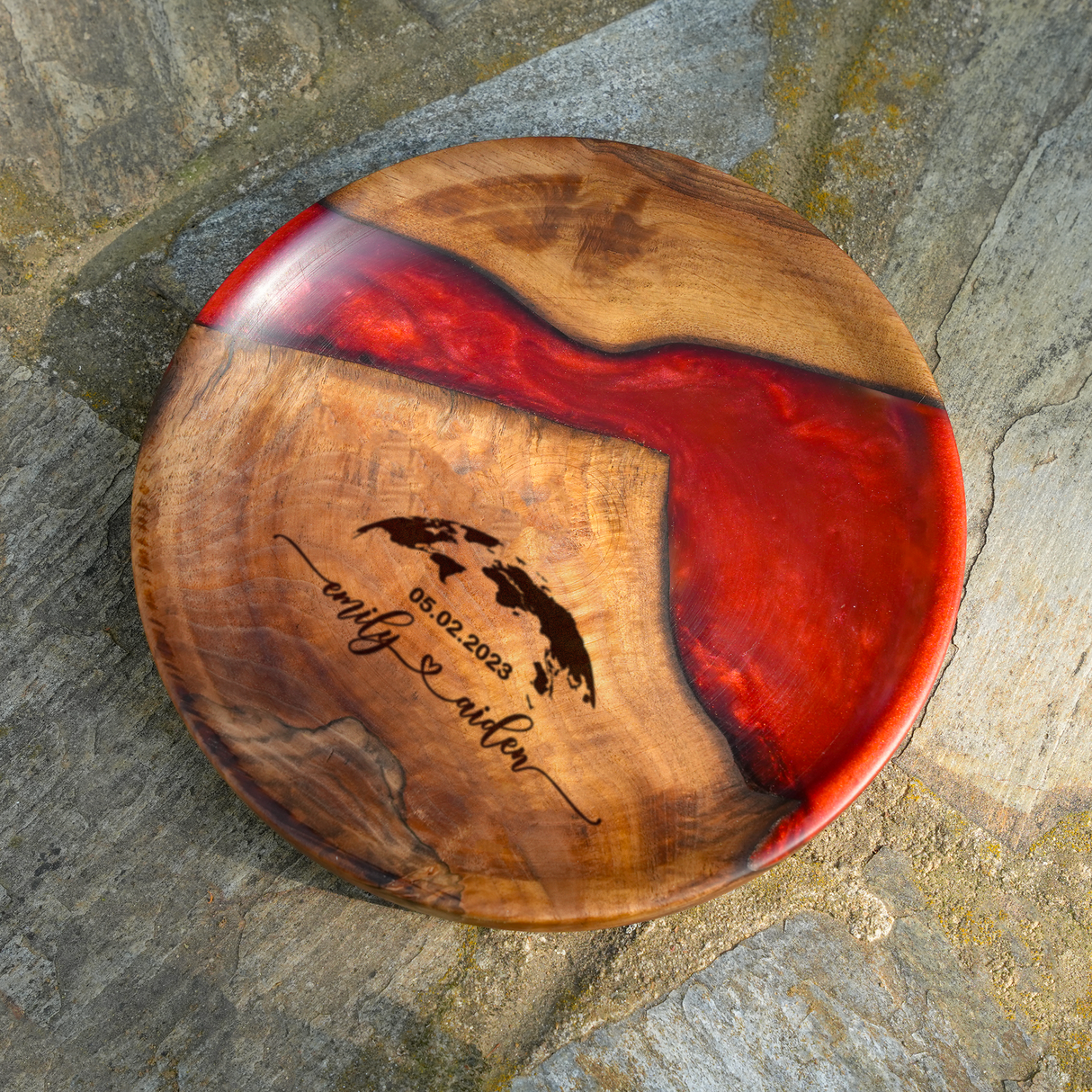 Personalized Walnut Epoxy Wedding Plate: Engraved Decorative Tray with Names & Date