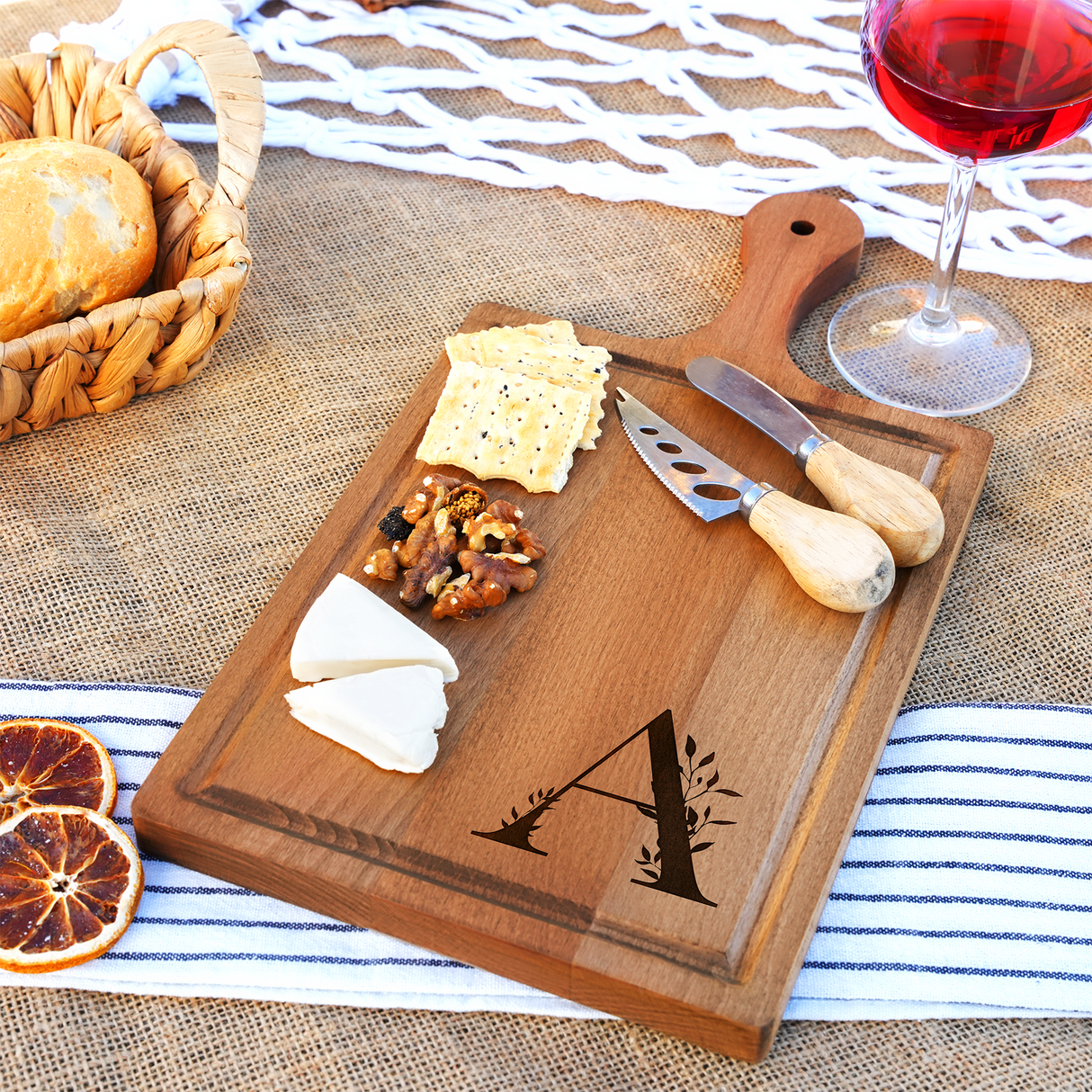 Mom Birthday Gift, Personalized Cutting Board, Custom Cheese Board, Grandma Gift, Anniversary Gifts, Engraved Wood Chopping Board, Mom Gift
