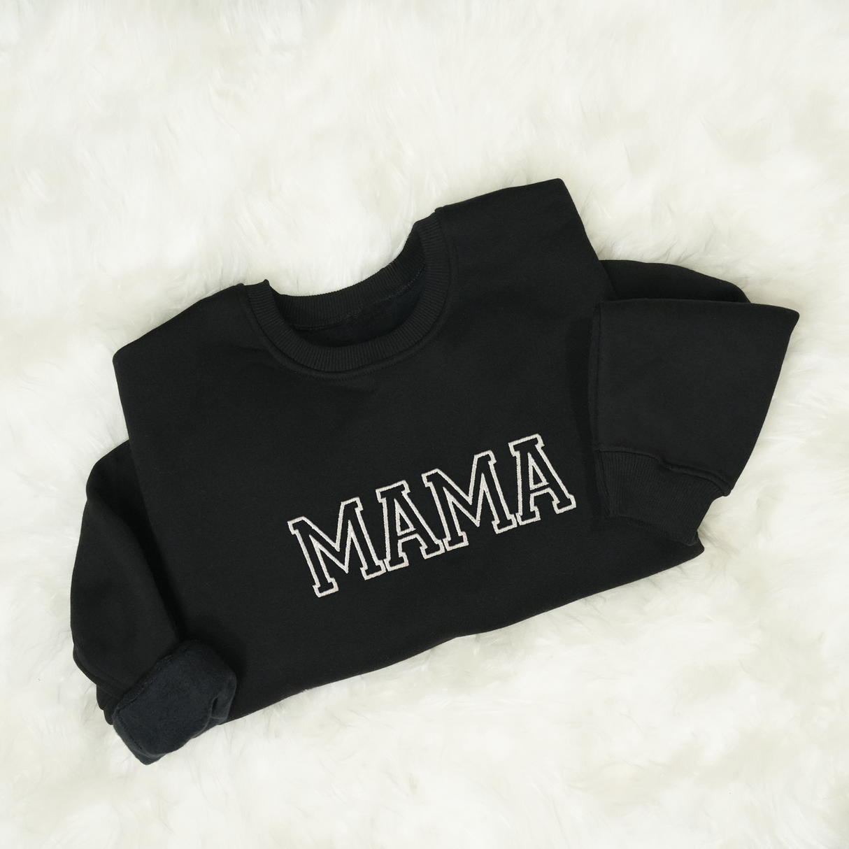 Gigi Embroidered Sweatshirt: Personalized Grandma Crewneck Pullover, Mother’s Day or Birthday Gift Idea