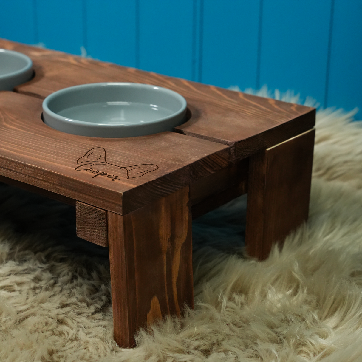 Personalized Wooden Dog Feeder: Raised Pet Dish Holder with Engraved Dog Ears