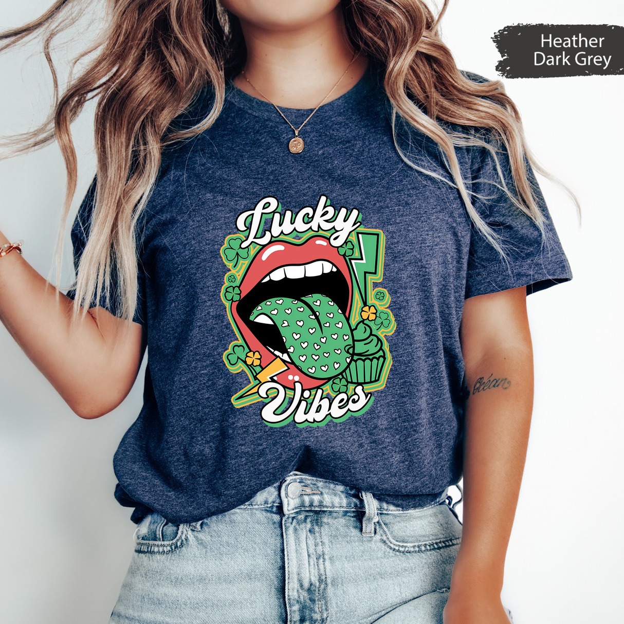 St Patricks Day Shirt, Lucky Vibes T-Shirt, Retro Irish Graphic Tee, Women St Paddys Day Party Shirt, Trendy Lucky Tshirt, Funny St Patricks
