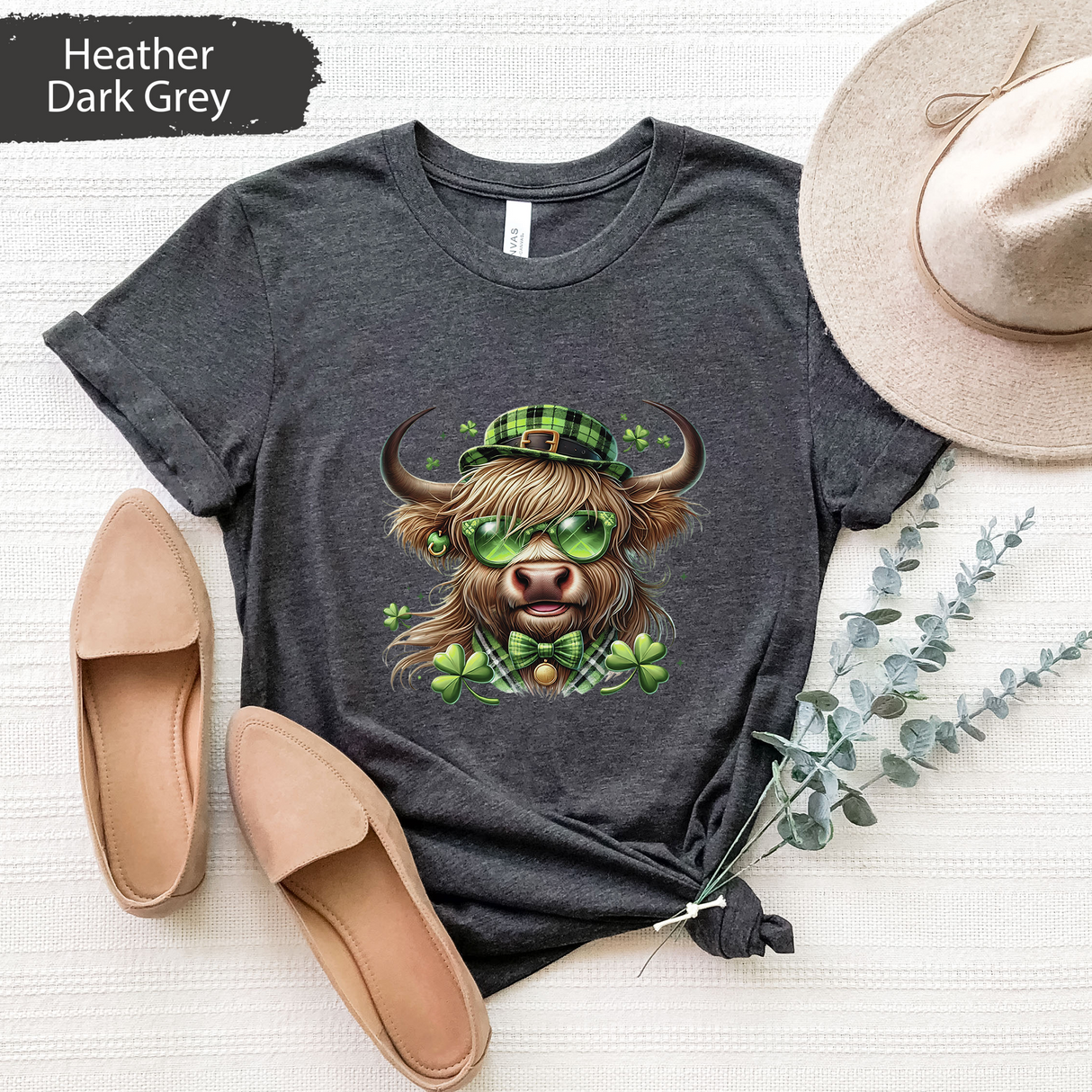 Highland Cattle St Patricks Day Shirt, Funny Lucky Irish Bull Tee, Green Day Shirt, Shamrock Highland Cow T-Shirt, Retro St Patricks Shirt
