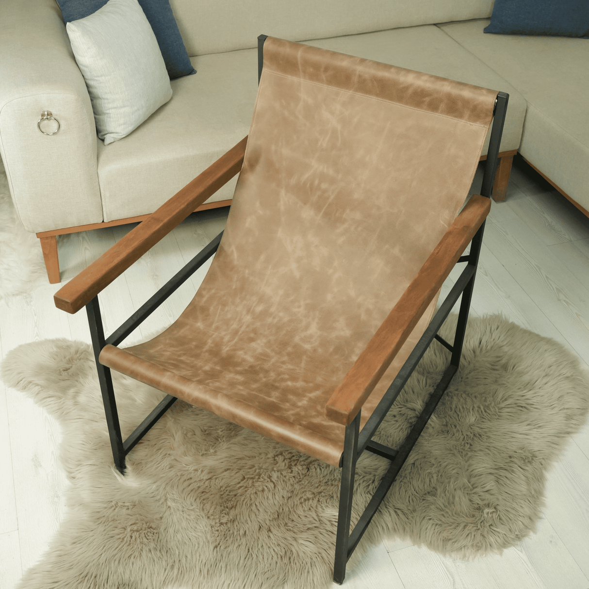 Handmade Compact Leather Lounge Chair, Rustic Elegant Seating with Metal Frame