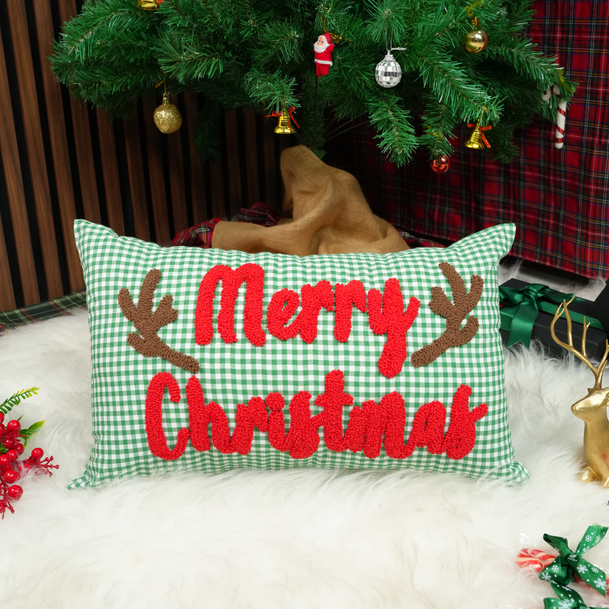Personalized Punch Needle Christmas Pillow: Custom Embroidered Holiday Decor