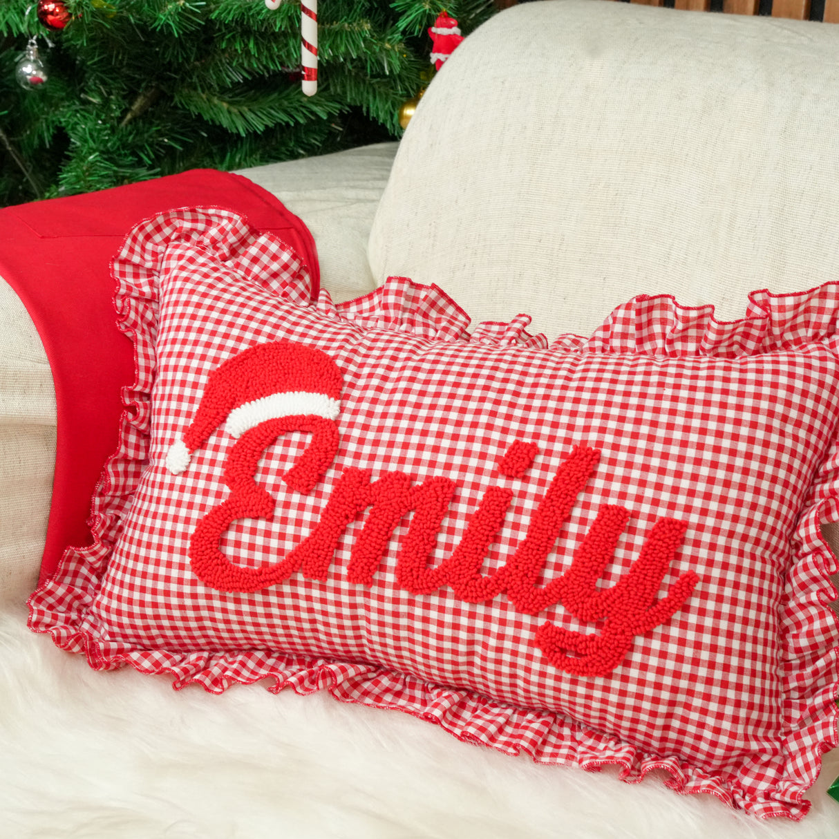 Personalized Christmas Dog Name Pillow: Festive Christmas Decor for Pet Owners