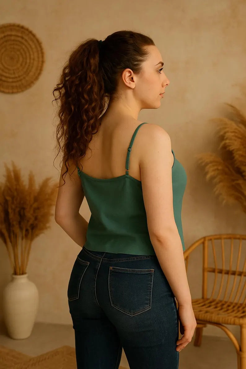 Linen Spaghetti Strap Crop Top for Women, Adjustable Strap Bias Cut Camisole, Minimalist Summer Linen Tank, Cropped Blouse, Women Beach Wear