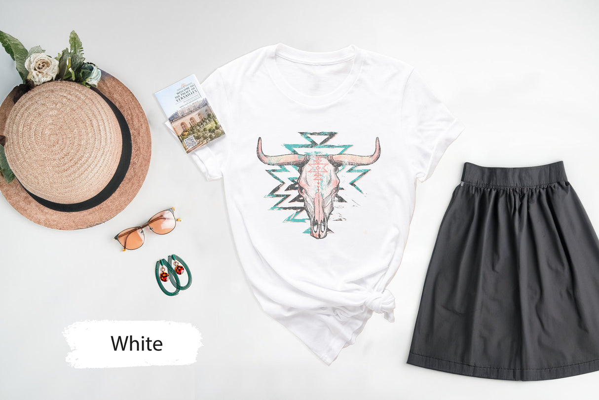 Boho Cow Skull Shirt, Howdy shirt, Wild west Shirt, Western Graphic Tee, Cowgirl Shirt, Bull Skull Shirt, Southwest Shirt, Western Clothing
