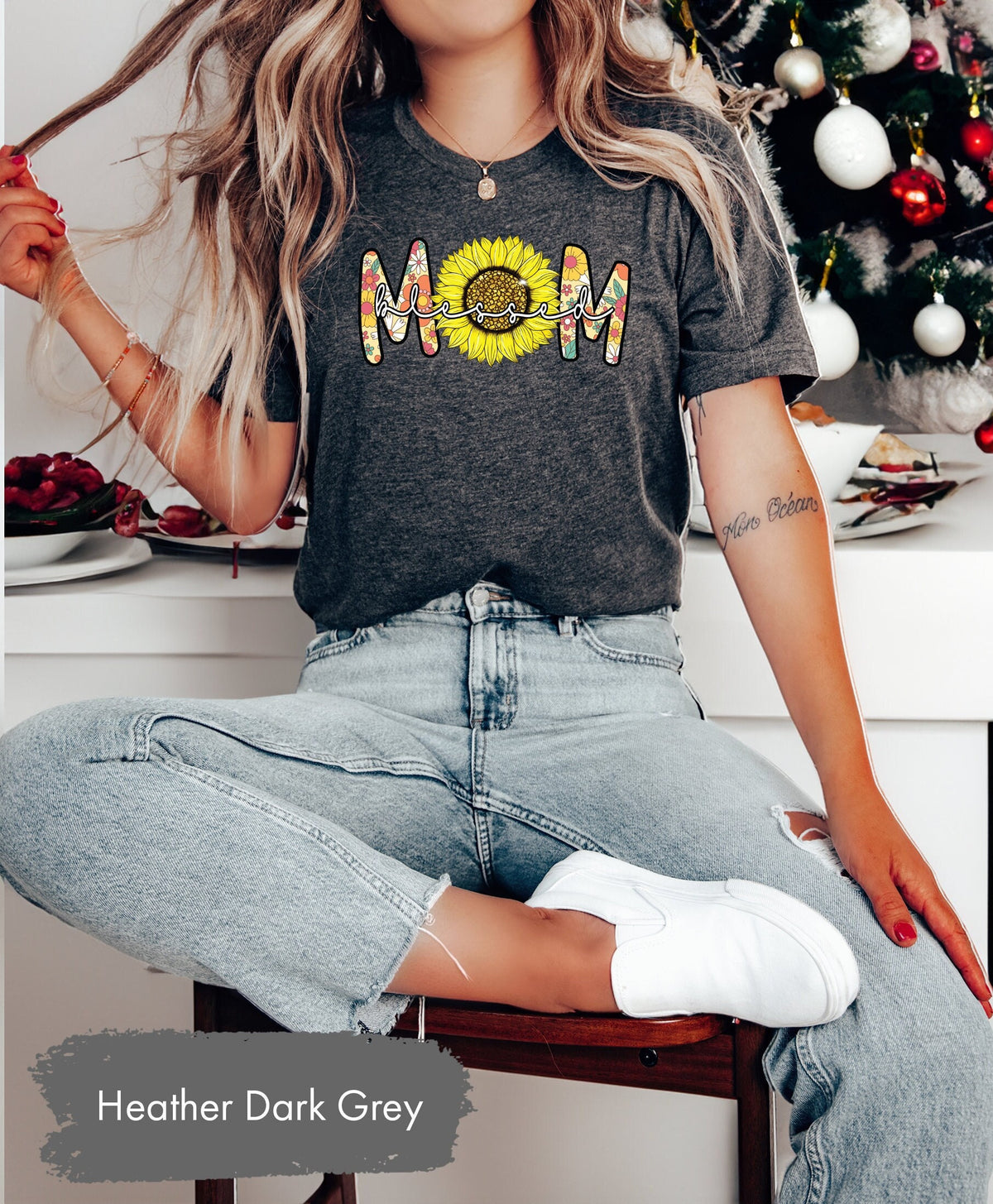 Retro Sunflower Blessed Mom Shirt, Gift for Mom, Gift for Her, Mom Gift, Mama Shirt, Mother Shirt, Vintage Mom Shirt, Mothers Day Shirt