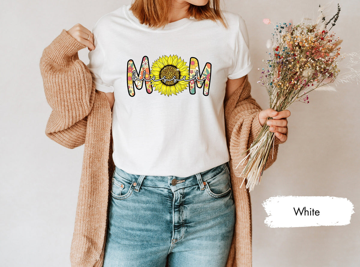Retro Sunflower Blessed Mom Shirt, Gift for Mom, Gift for Her, Mom Gift, Mama Shirt, Mother Shirt, Vintage Mom Shirt, Mothers Day Shirt
