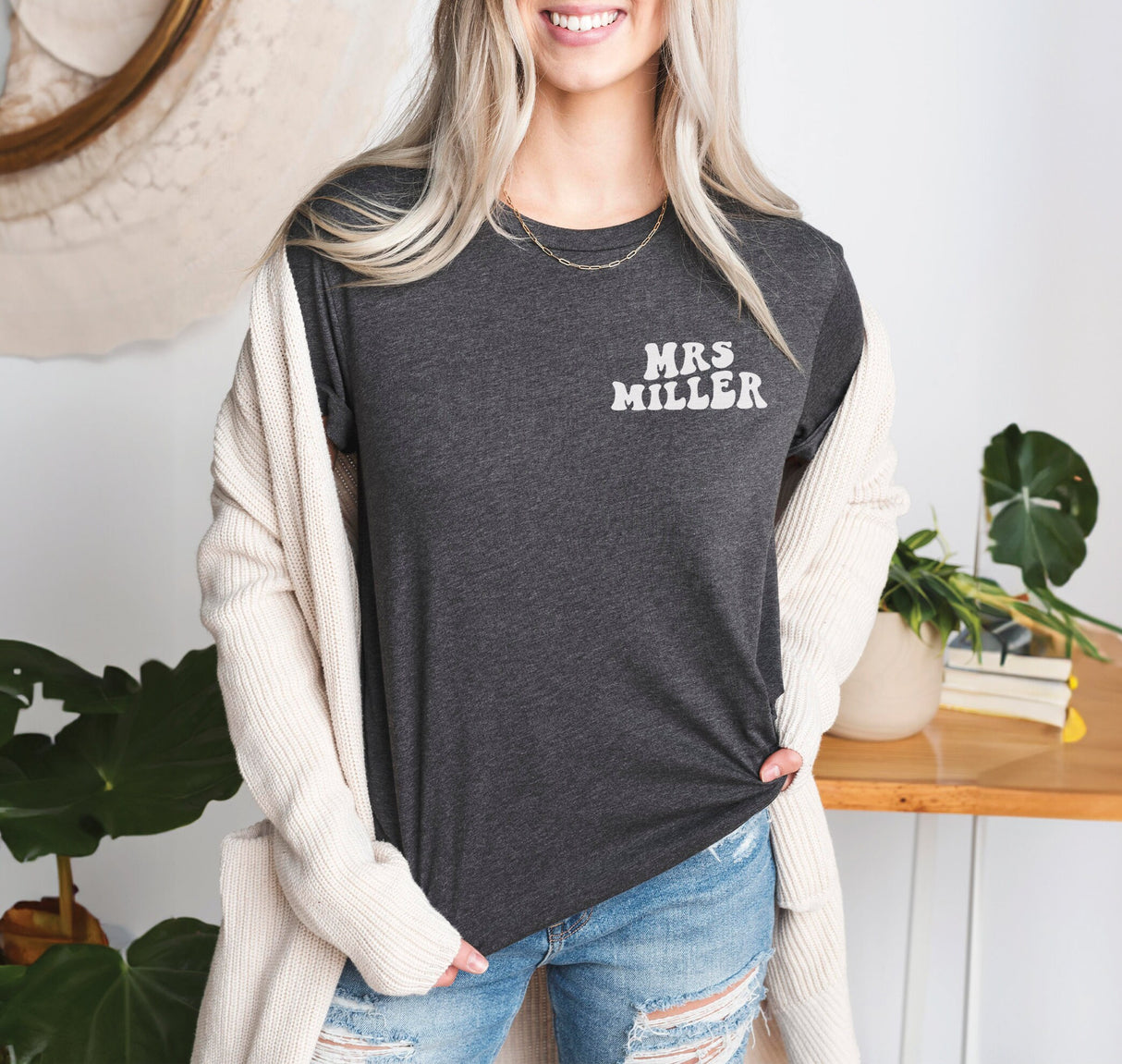 Custom Mrs Shirt, Personalized Shirts, Wedding Date T Shirt, Customized Mrs Gifts, Wedding T Shirts, Gift for Wife, Honeymoon T-Shirts