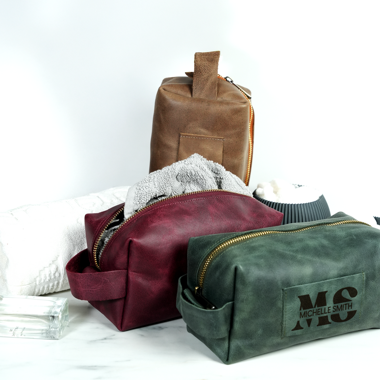 Personalized Leather Toiletry Bag for Mens, Custom Travel Dopp Kit, Groomsmen Gifts Bag, Leather Travel Toiletry Bag, Husband Anniversary