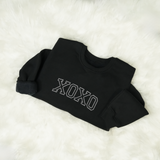 XOXO Valentines Day Sweatshirt: Romantic Crewneck for Women, Girlfriend Anniversary Gift