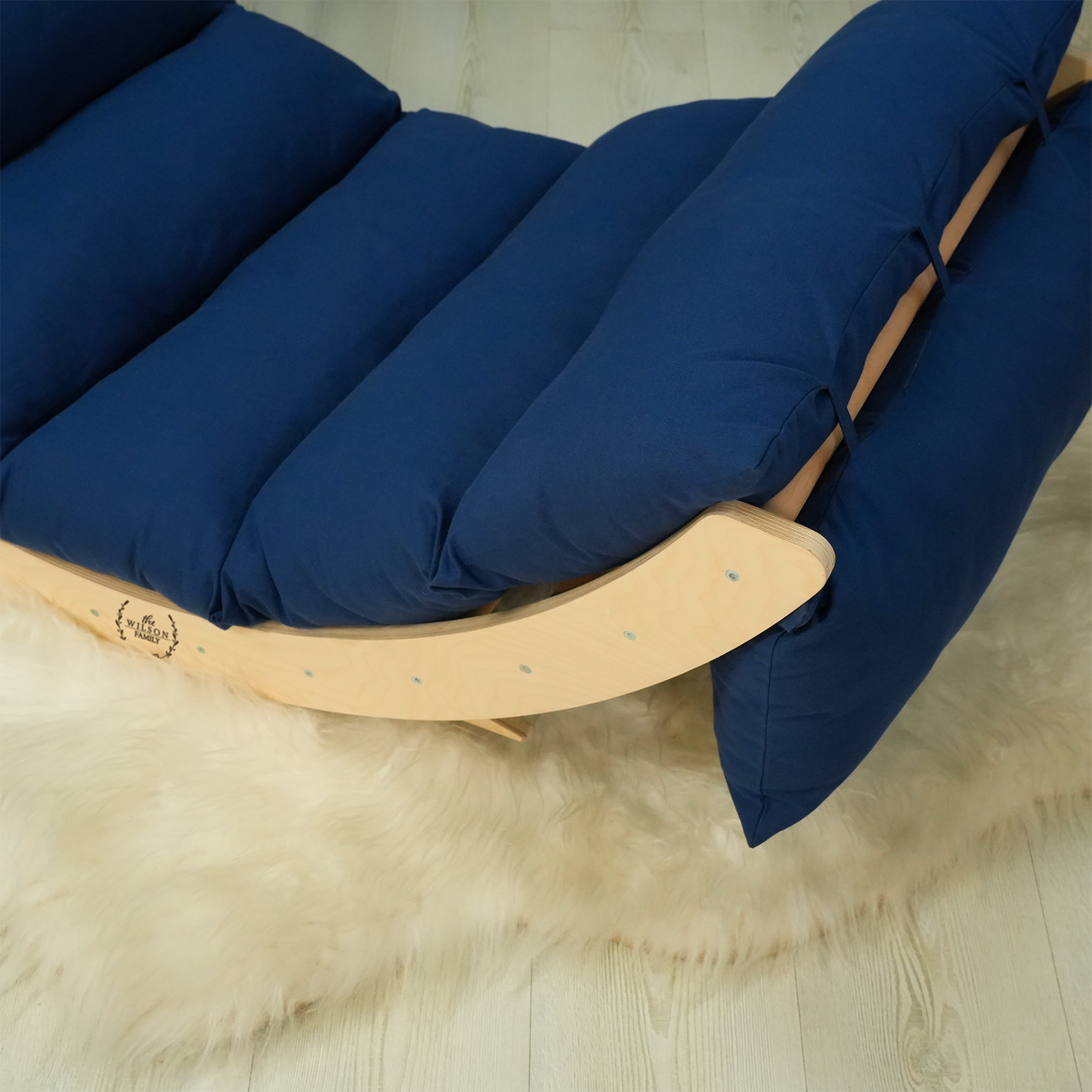 Wooden Lounge Chair with Water-Resistant Cushion: Personalized Outdoor Relaxation Furniture