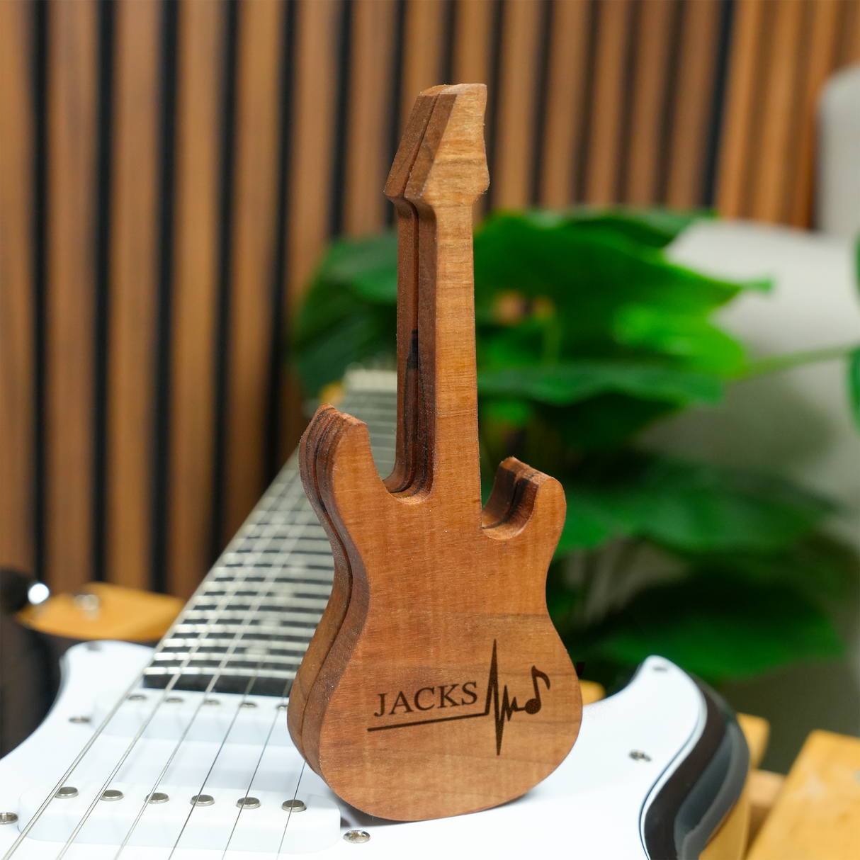 Wooden Guitar Pick Holder: Personalized Magnetic Pick Display Box for Musician Keepsake