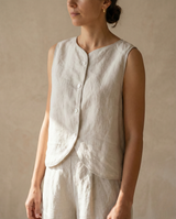 Women’s Sleeveless Linen Vest Top: Button-Front Minimal Style