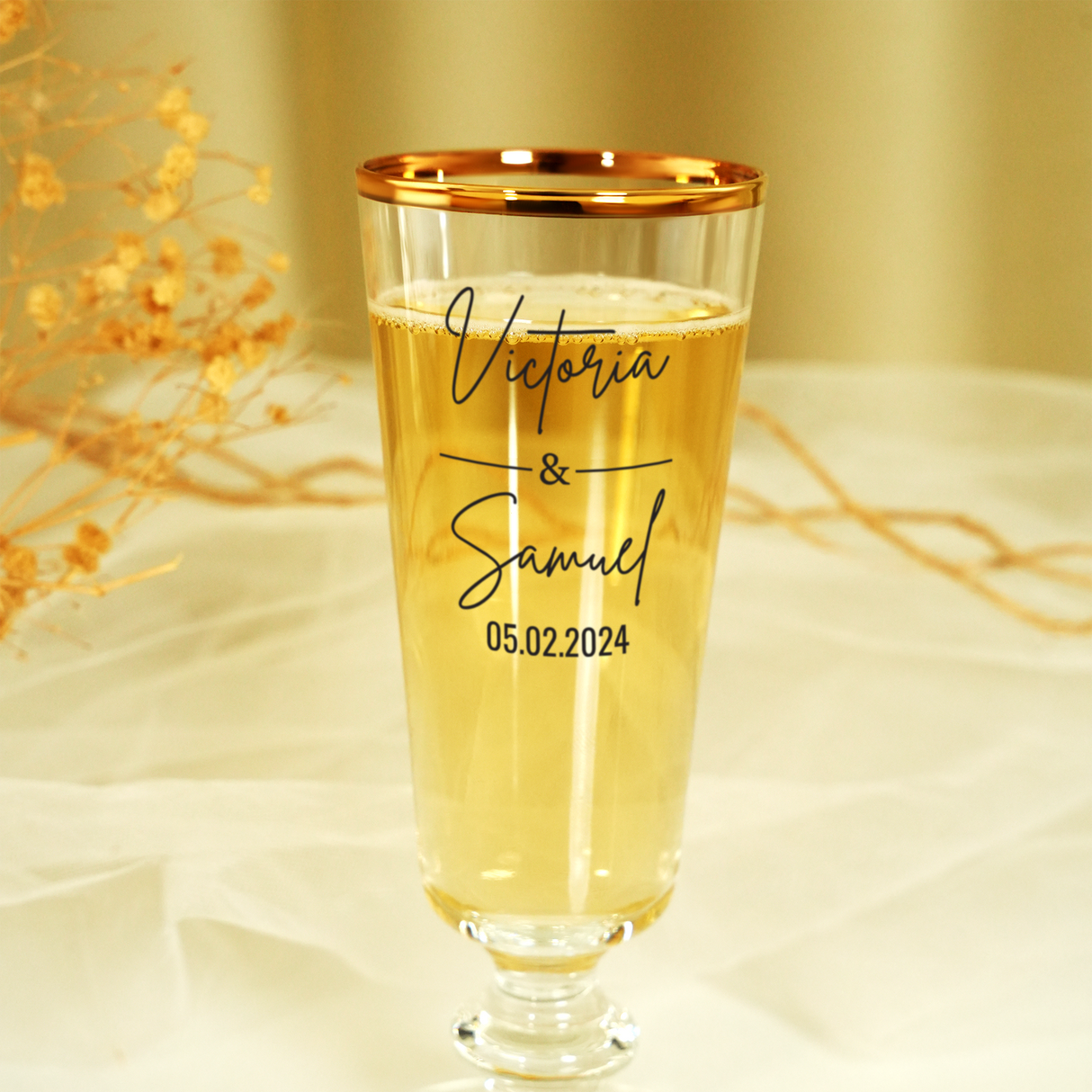 Personalized Bride Groom Wedding Champagne Glasses, Custom Toasting Flutes, Custom Couple Wine Glass, Bridal Party Gift, Wedding Accessories