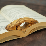 Personalized Wooden Thumb Page Holder: Laser Engraved Reading Tool for Bookworms