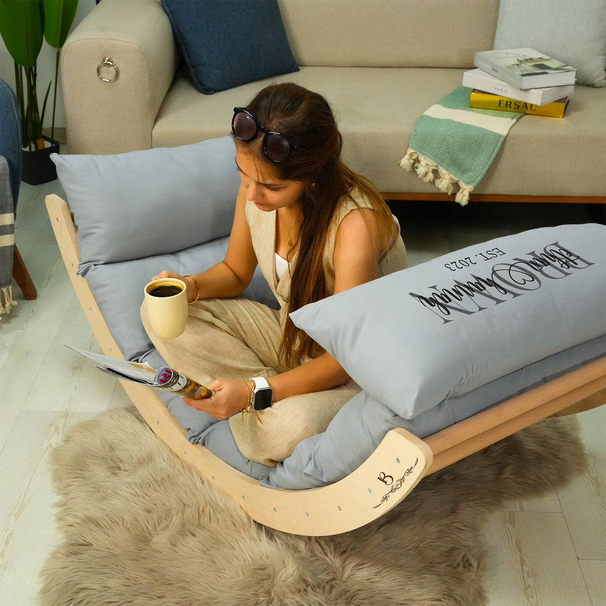 Wooden Rocking Lounger with Cushion: Multifunctional Relax Chair for Relaxing and Meditation