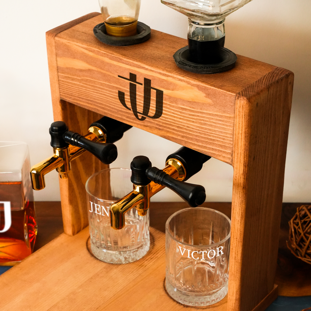 Personalized Name Wooden Whiskey Dispenser with Glasses, Grandpa Gifts, Liquor Decanter, Fathers Day, Alcohol Gift Set, Barware for Men