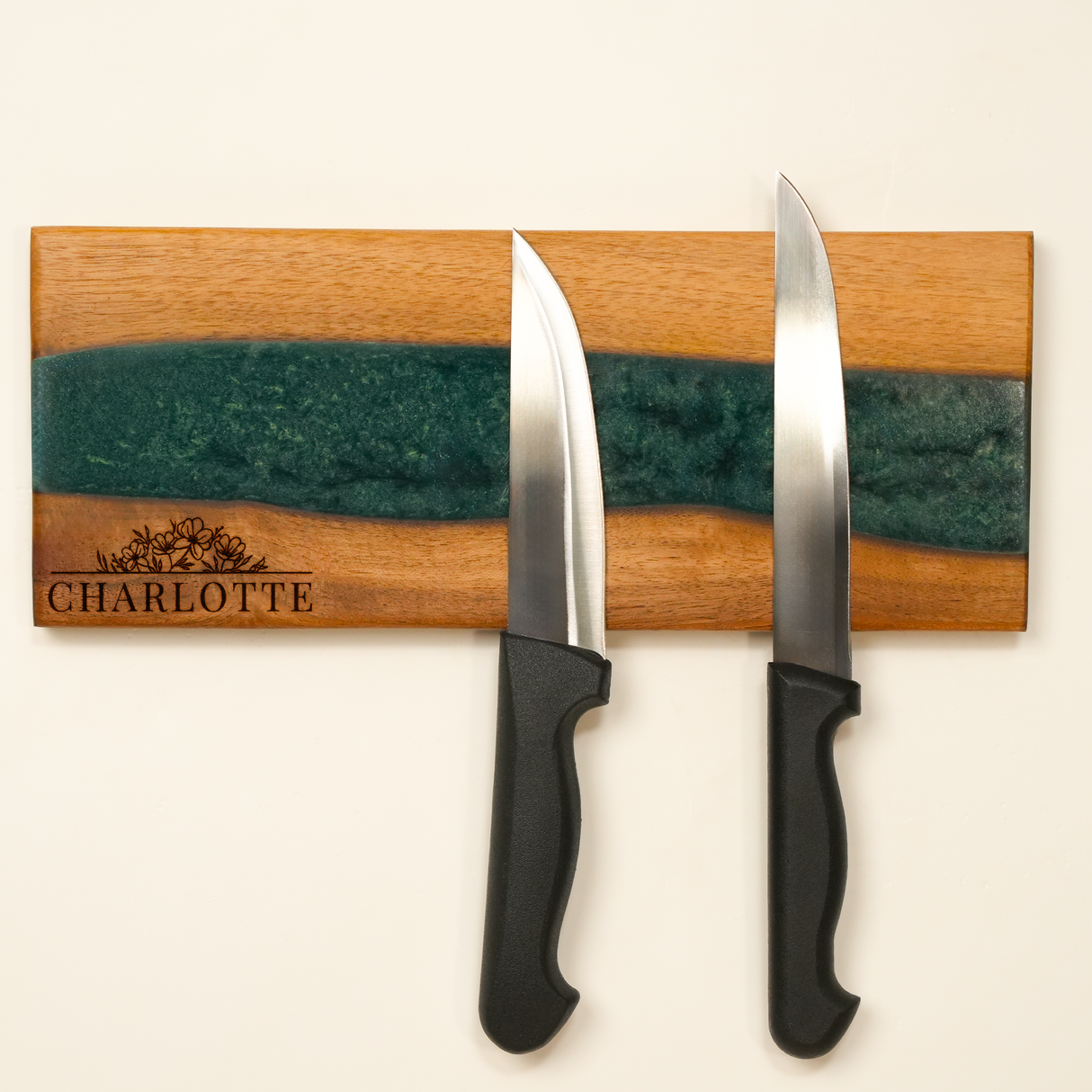 Personalized Magnetic Knife Holder for Mom’s Kitchen: Engraved Epoxy Wooden Wall Rack, Chef Gifts