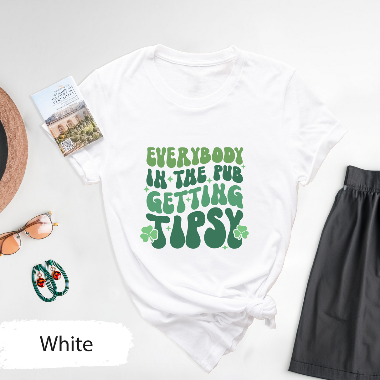 Everybody in the Pub Getting Tipsy Shirt, Funny St Patrick’s Day Drinking Tee, Retro Irish Party T-Shirt, Drinking DayTee, Irish Pub Shirt