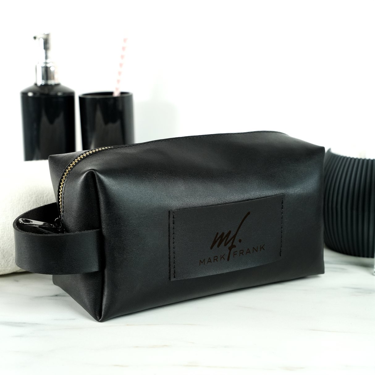 Personalized Leather Toiletry Bag for Mens, Custom Travel Dopp Kit, Groomsmen Gifts Bag, Leather Travel Toiletry Bag, Husband Anniversary