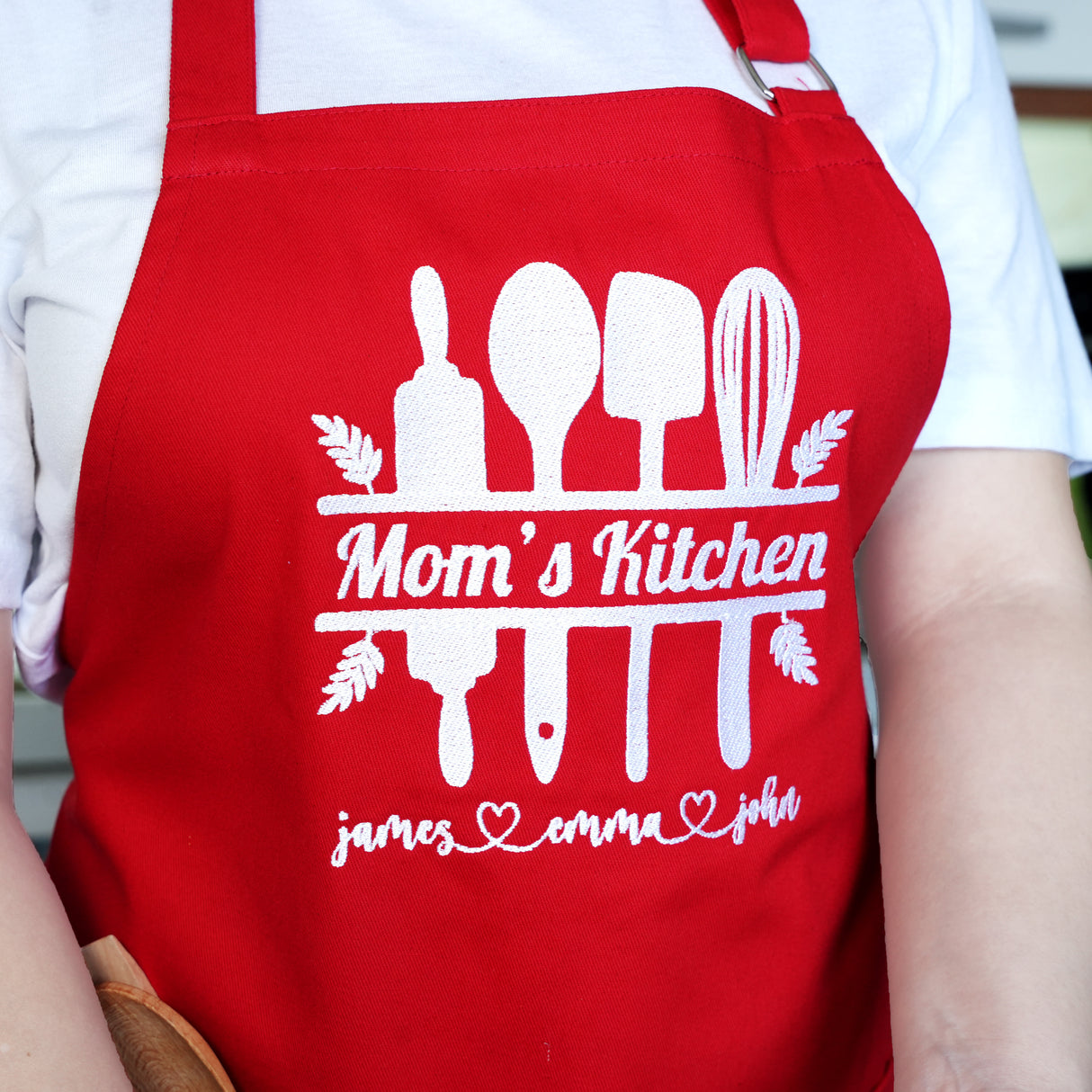 Mothers Day Gifts, Custom Embroidered Apron, Mother's Day Gift Idea, Grandma Kitchen Apron, Gift from Grandkid, Cute Gift from Daughter