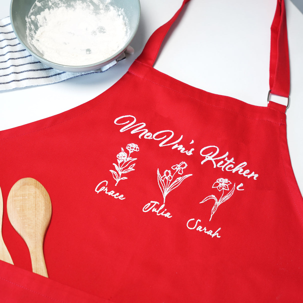 Mothers Day Gifts, Custom Embroidered Apron, Mother's Day Gift Idea, Grandma Kitchen Apron, Gift from Grandkid, Cute Gift from Daughter