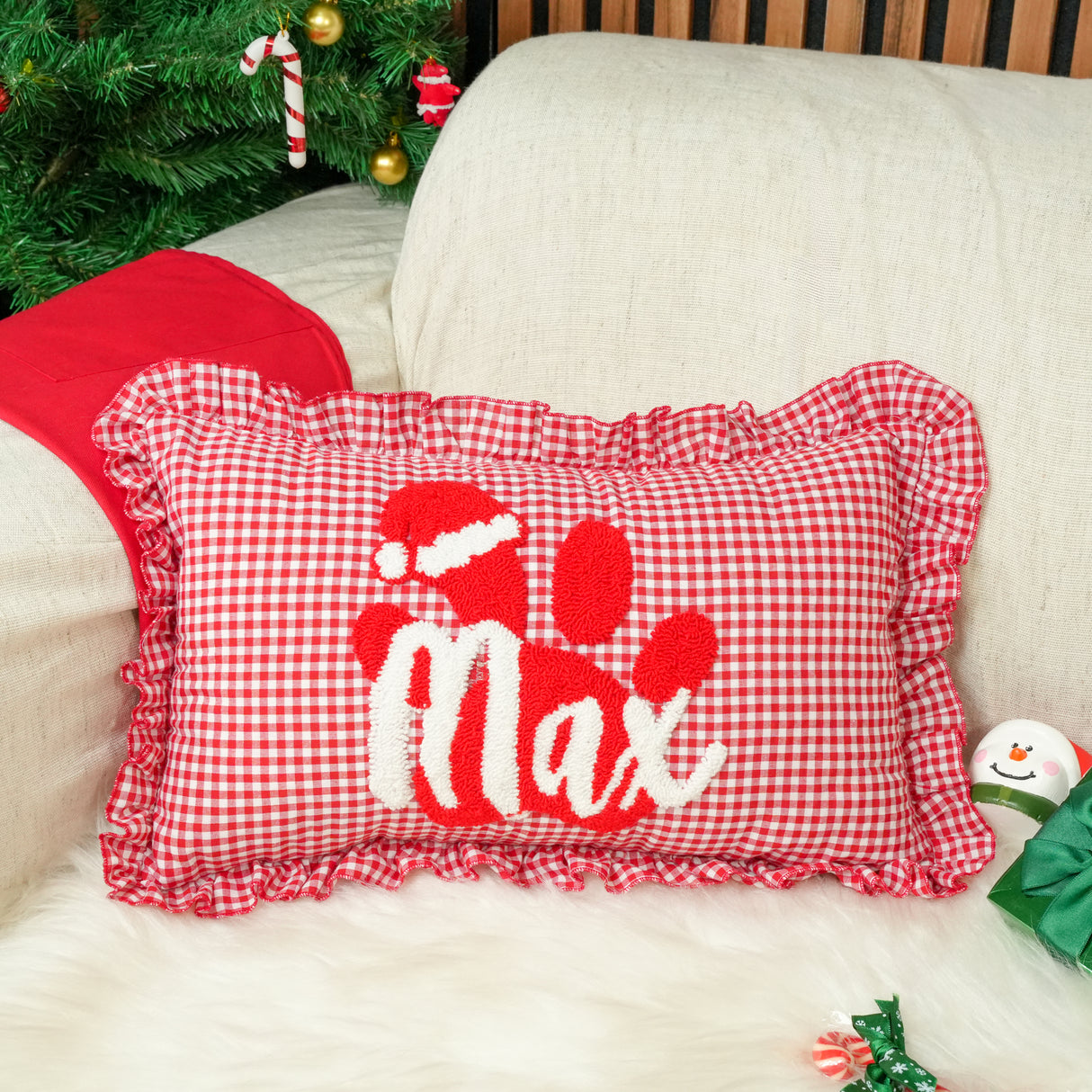 Personalized Christmas Tree with Name Pillow: Custom Punch Needle Holiday Decor