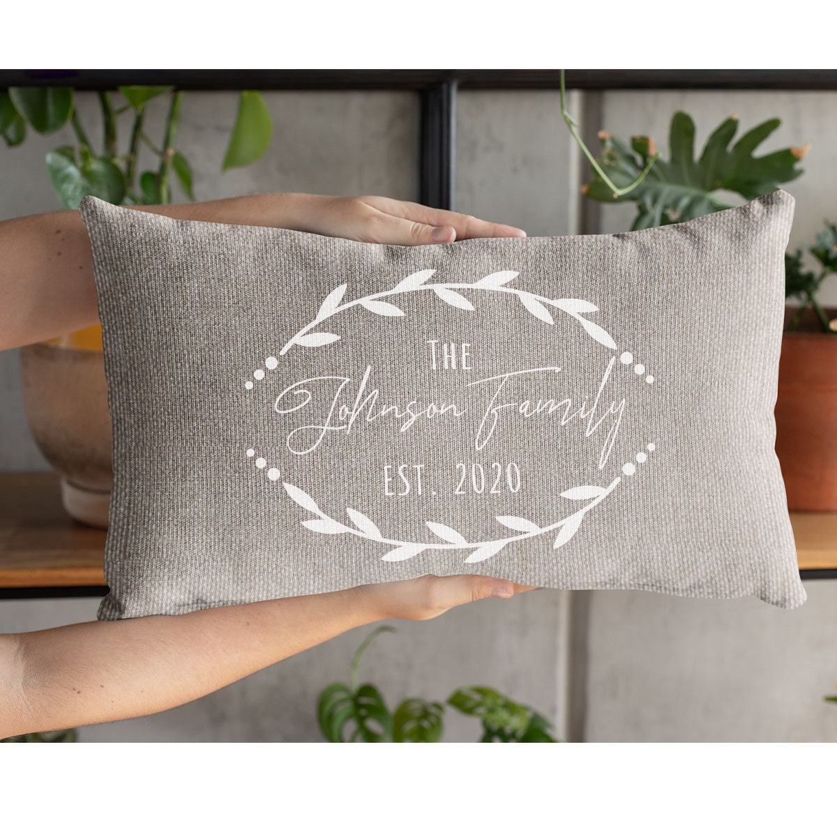 Personalize Family Pillow, Last Name Pillow, Family Pillow Cover, Family Members Pillow, Name Pillow Covers, Name Kissen, Name Pillowcase - Arria Home