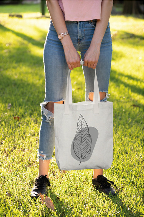 Minimalist Tote Bag, Floral Tote Bag, Boho Tote Bag, Flower Tote Bag, Botanical Tote Bag, Canvas Tote Bag, Cute Tote Bag, Tote Bag - Arria Home