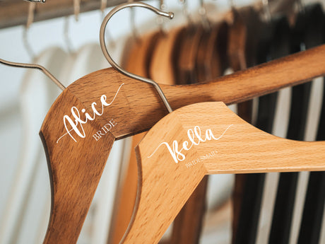 Custom Bridesmaid Wedding Hangers, Maid of Honour Dress Hanger, Custom Wooden Hanger, Bridesmaid Robes Hanger, Personalized Bridesmaid Gifts - Arria Home