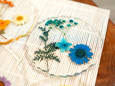 Elegant Epoxy Resin Coasters, Preppy Housewarming Gift, New Home Gifts, Minimalist Gifts for Her, Flower Resin Coasters, Gift for Her - Arria Home