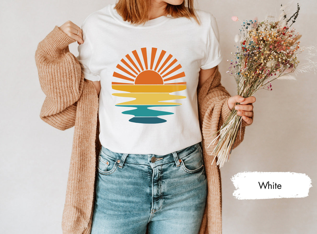 Sunset Rays Wavy Shirt, Retro Sunset Shirt, Summer Shirt, Beach Shirt, Retro Sunshine Shirt, Sun Rays Shirt, Beachy Vibes Shirt, Summer Tee