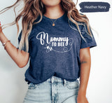 Mommy To Bee Shirt, Baby Announcement Shirt, Pregnancy Reveal Shirt, New Mom Shirt, New Mom Gift, Pregnancy Announcement, New Mama Gifts