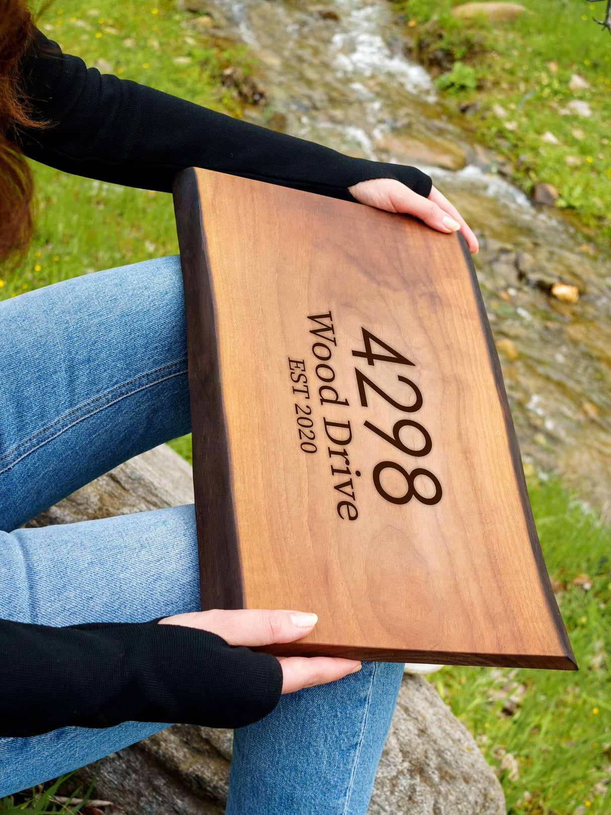 Personalized Housewarming Gift, Solid Walnut Cutting Board, New House Gift, Realtor Closing gift, Anniversary Gift, Unique Gifts for Couples