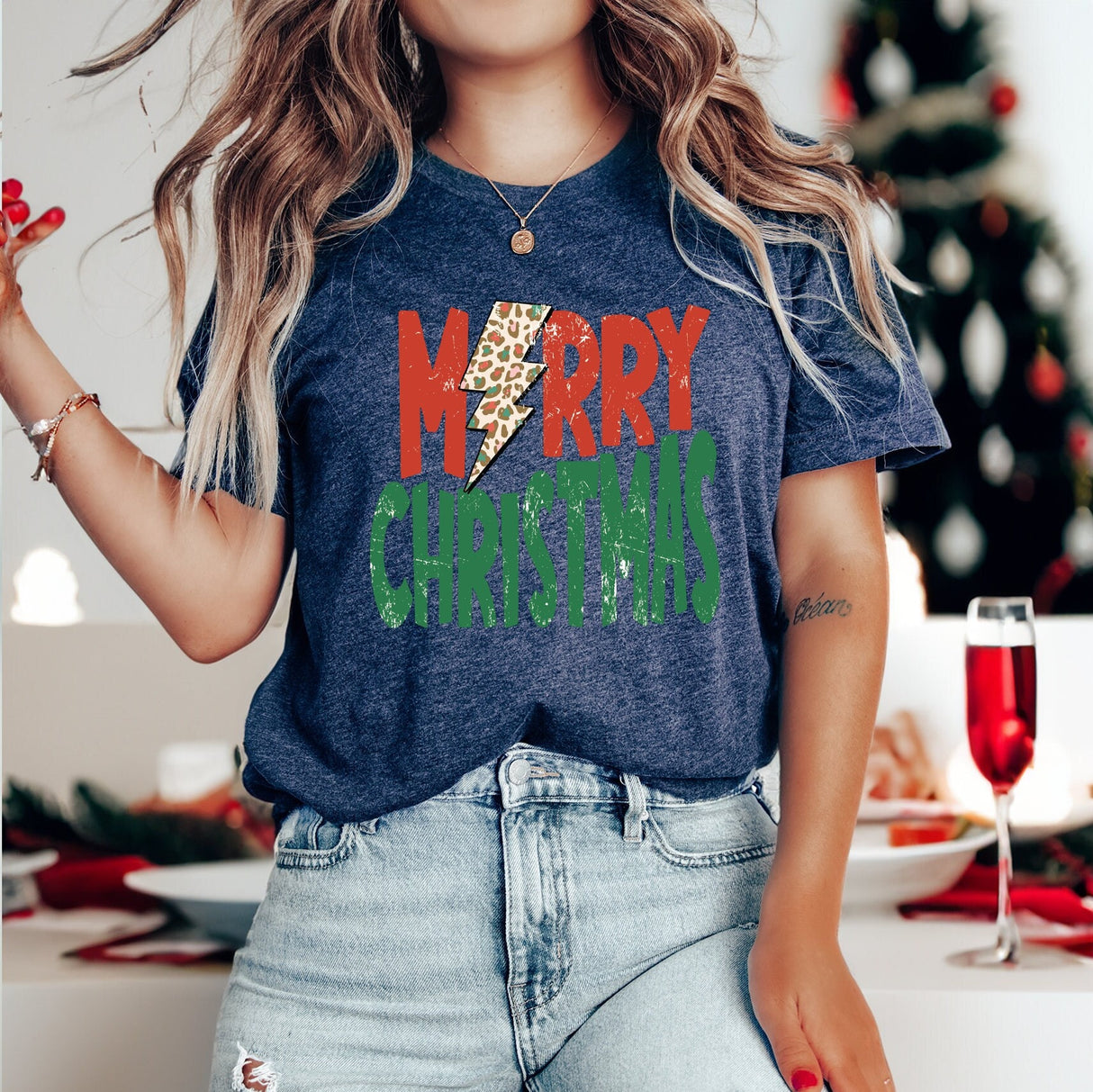 Christmas TShirt, Merry Christmas, Holiday Shirt, Christmas Season, Christmas Party Tee, Retro Christmas Shirt, Christmas Gift, Xmas Shirt