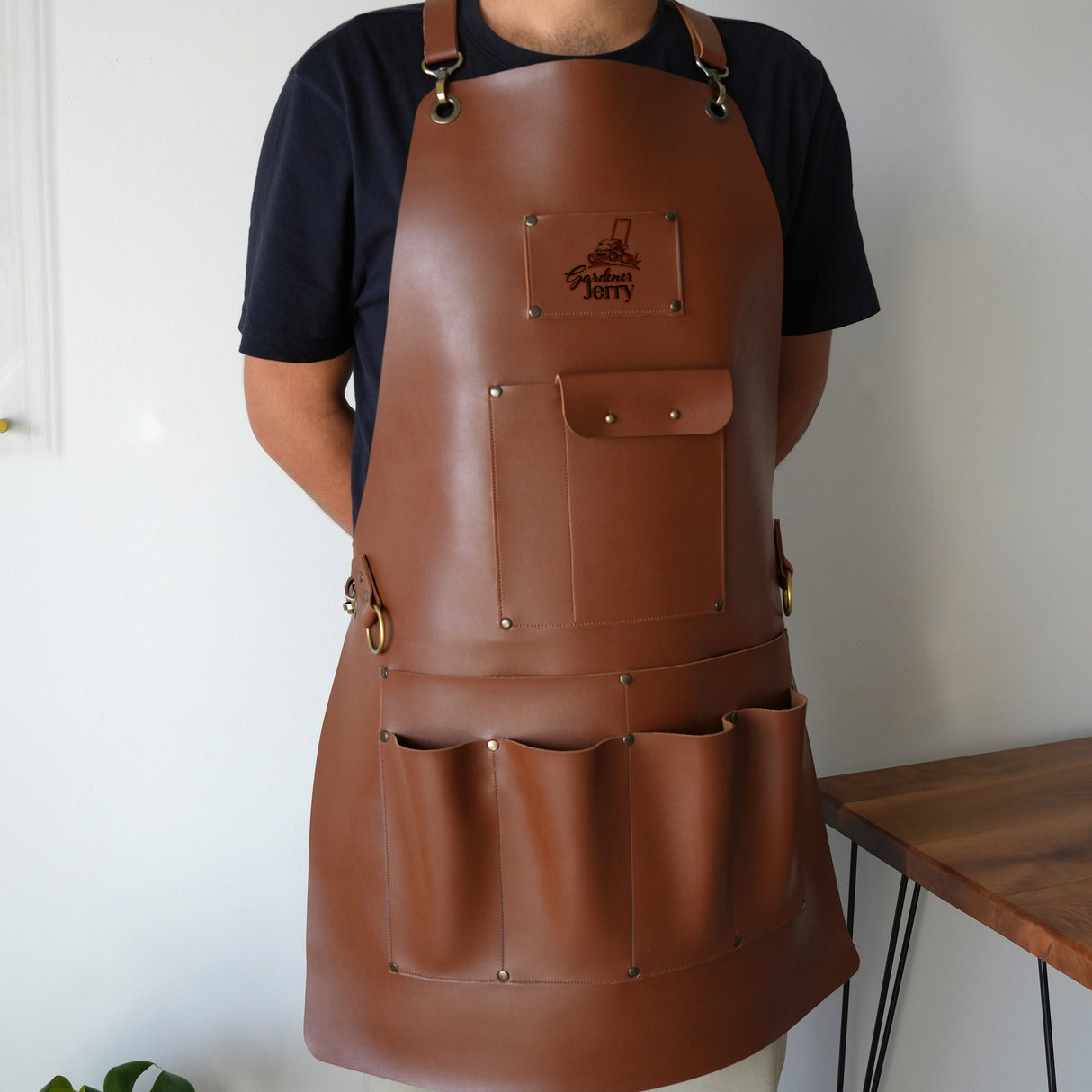 Personalize Leather Apron with Pockets, Custom Vintage Garden Apron, Fathers Day Gift, Christmas Gift, Gardener Gift, Gathering Grandma Gift - Arria Home