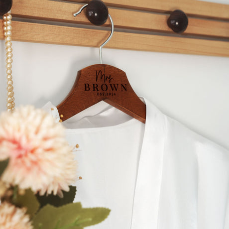 Personalized Bridesmaid Hangers, Maid of Honor Gifts, Bridesmaid Proposal Ideas, Custom Bridal Party Favors, Wooden Bridesmaid Robe Hanger - Arria Home