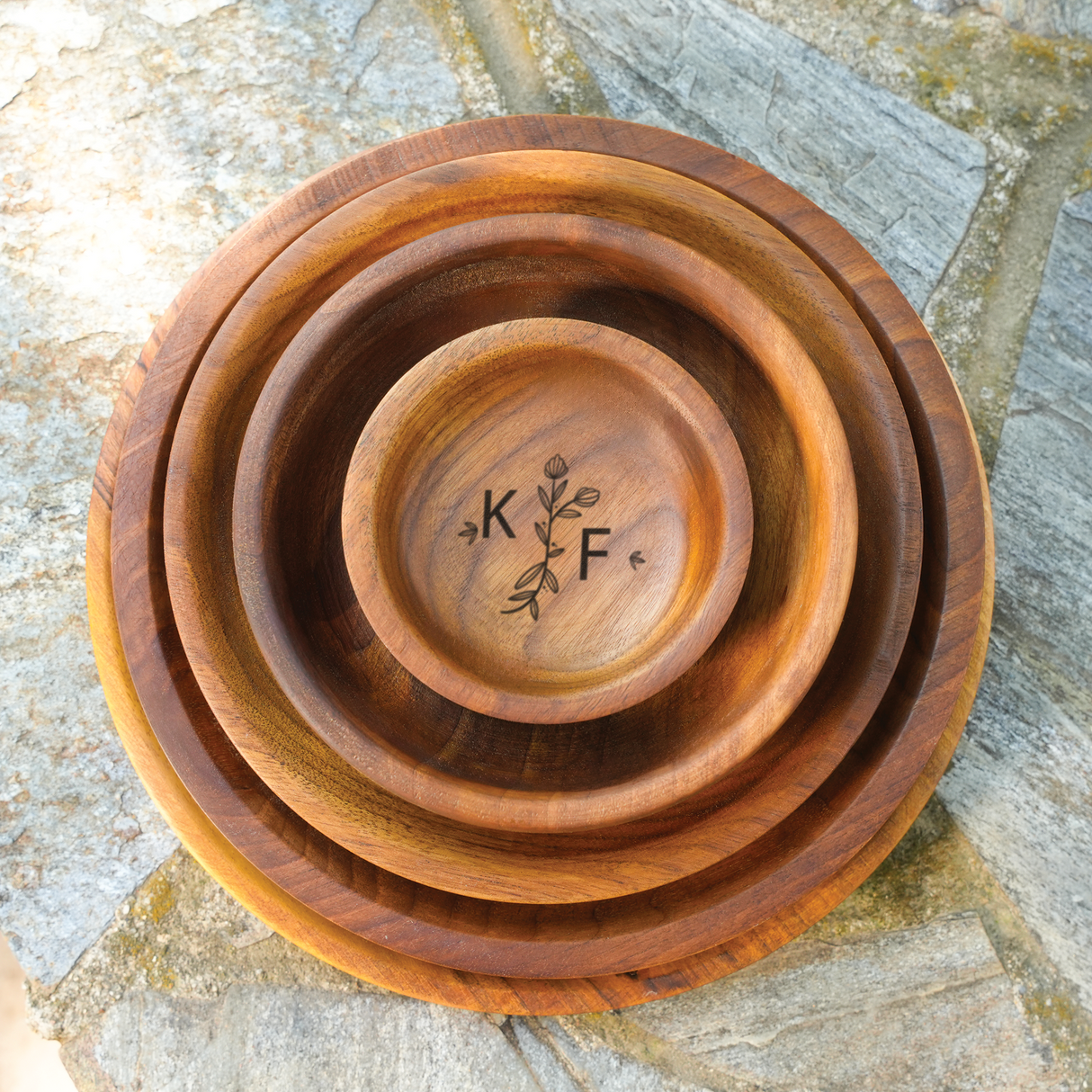 Personalized Mom Kitchen Serving Dish: Wooden Round Plate Set, Gift for Her